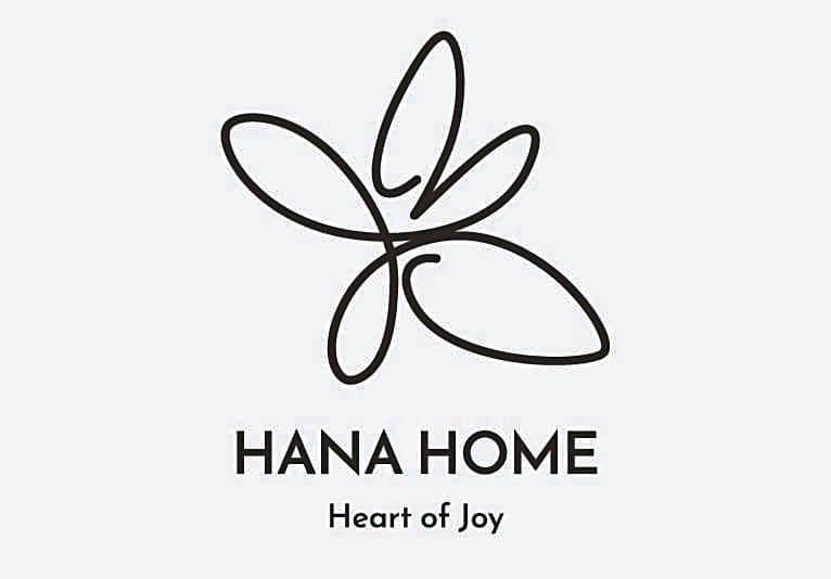 2BR 1BA Guest Suite with King Bed - Free Parking - Renfrew Station - Central Location