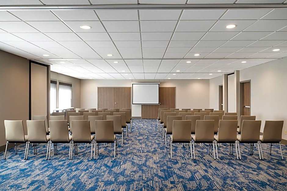 Holiday Inn Express & Suites Bozeman West By IHG