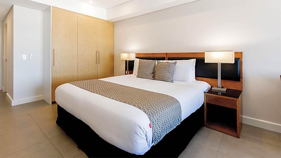 Oaks Darwin Elan Hotel