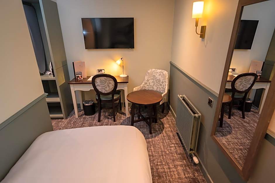 Ardencaple Hotel by Greene King Inns