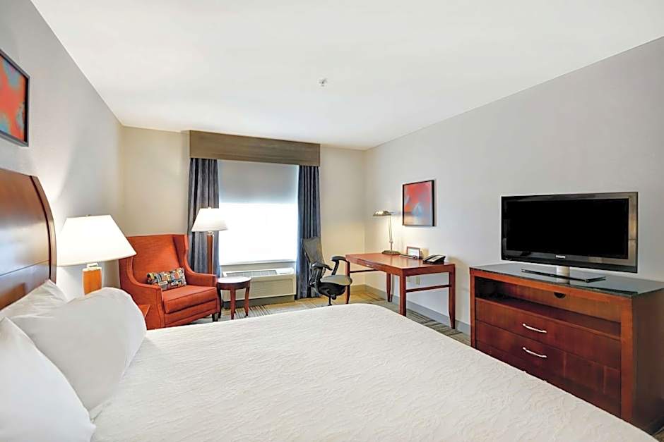 Photo 1 of 4 of 1 King Bed, Hearing Accessible