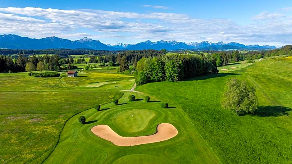 Hotel Auf der Gsteig GmbH