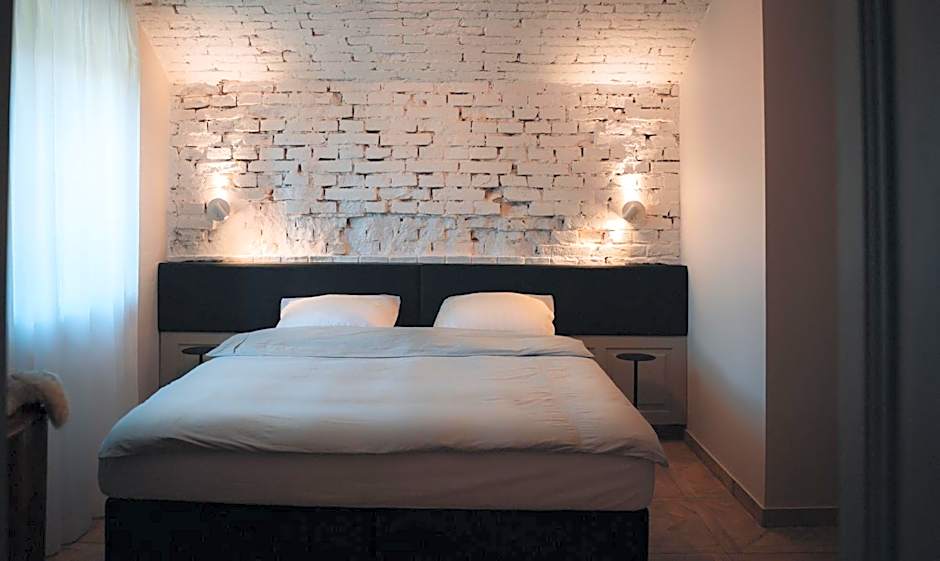 Folwark Wielka Wieś - Pałac pod Dębem