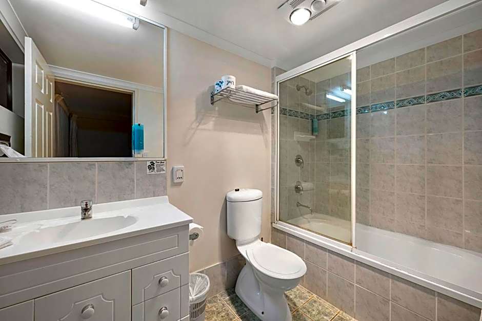 Pegasus Motor Inn and Serviced Apartments