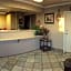 Hilltop Inn & Suites