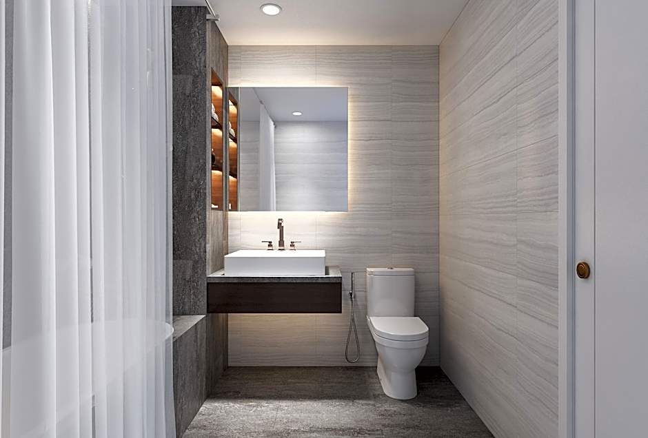 HA NOI HOTEL near Tan Son Nhat Airport - FREE Airport Pick-Up and Drop-Off Available 24 Hours a Day