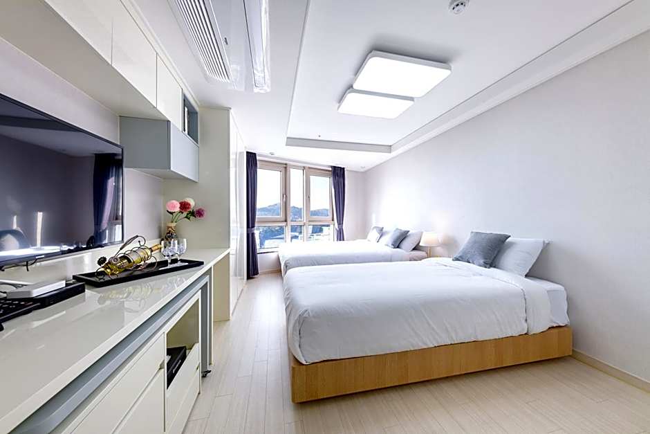 Shin Shin Hotel Seogwipo