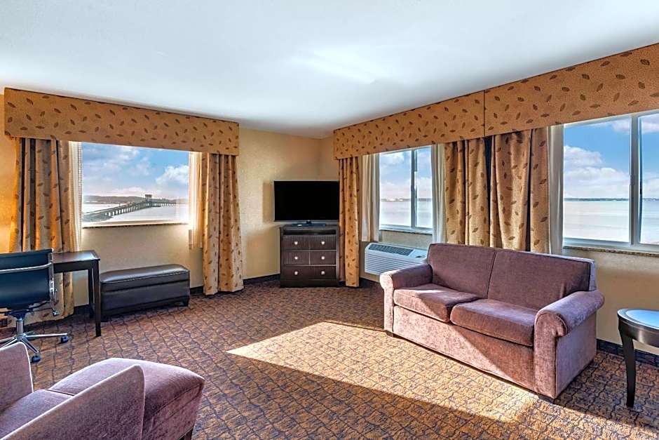 Lloyd Hotel Astoria Bayfront, an Ascend Collection Hotel