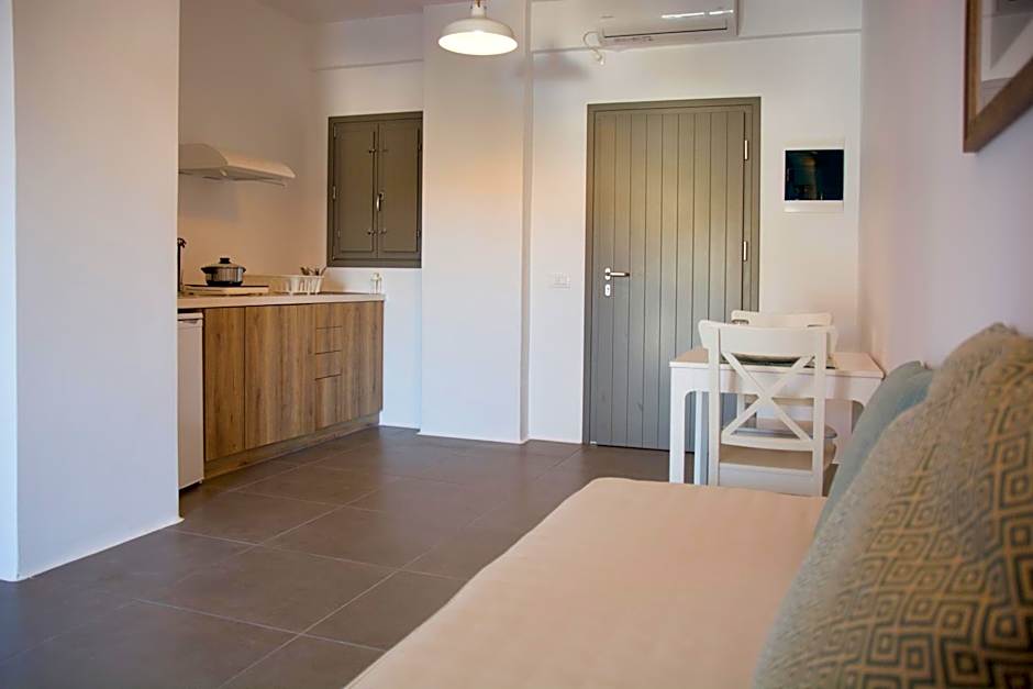 Amphitrite Suites Santorini