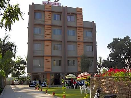 SNP House Airport Hotel & Restaurant