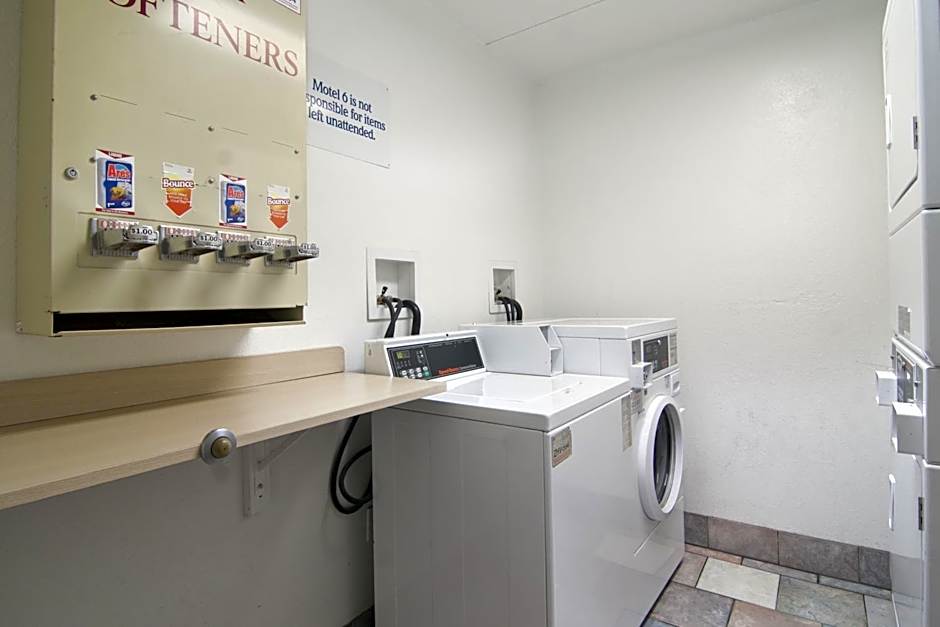 Motel 6-Lakeville, MN - South - Lakeville