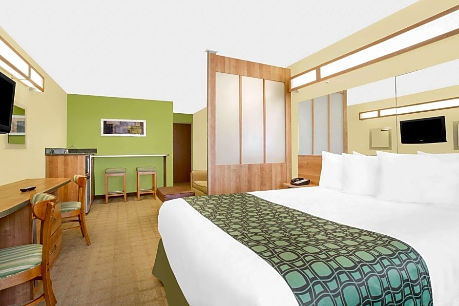 Microtel Inn & Suites by Wyndham Tuscumbia/Muscle Shoals
