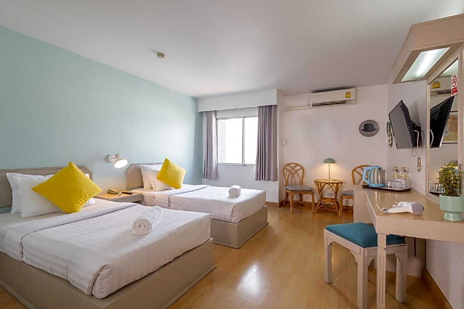 Green Palace Hotel