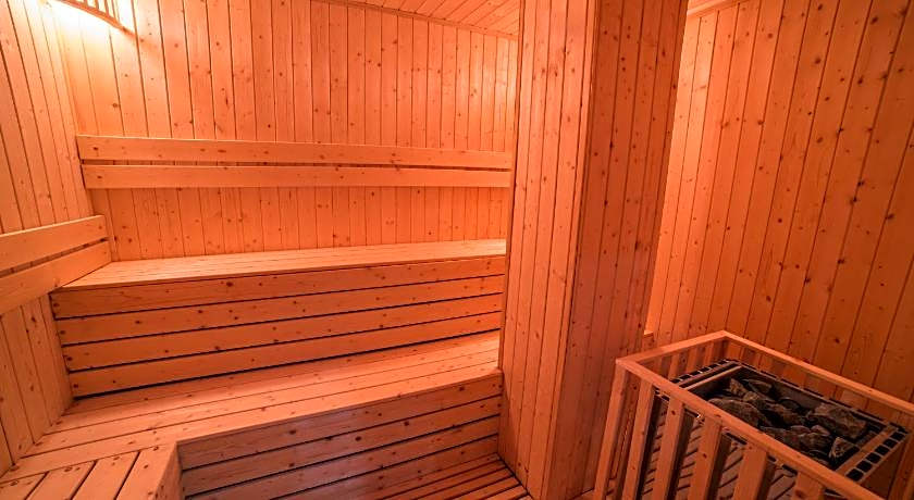 Phnom Penh Katari Hotel