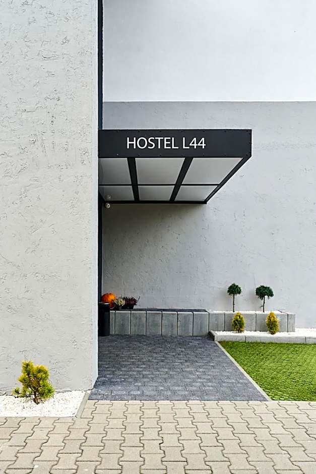 Hostel L44