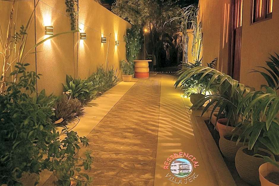 Residencial Villa Jeri - ground floor apartment 300m from the beach