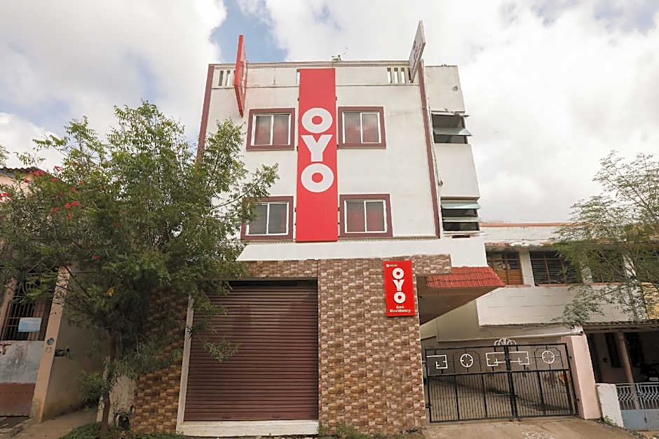 D-qube Hotels by OYO Rooms – Chennai, IL