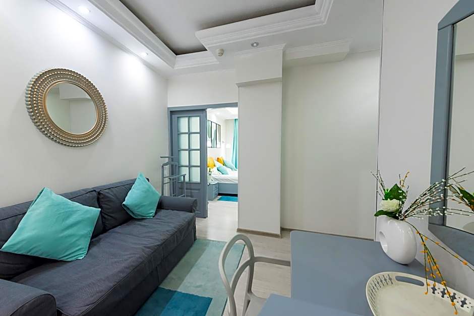 Relax Comfort Suites Hotel