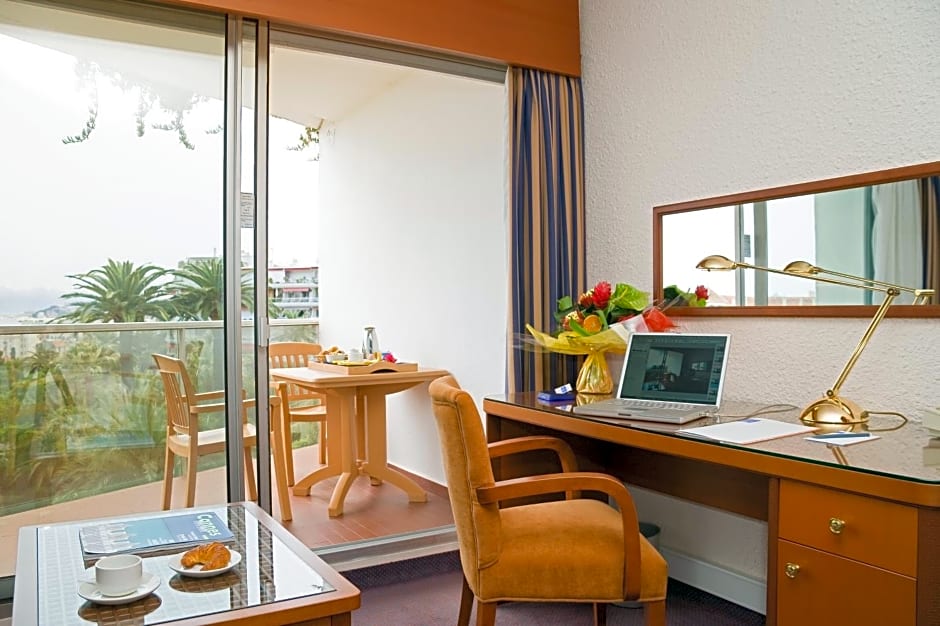 Hotel Cannes Montfleury – Cannes, CT