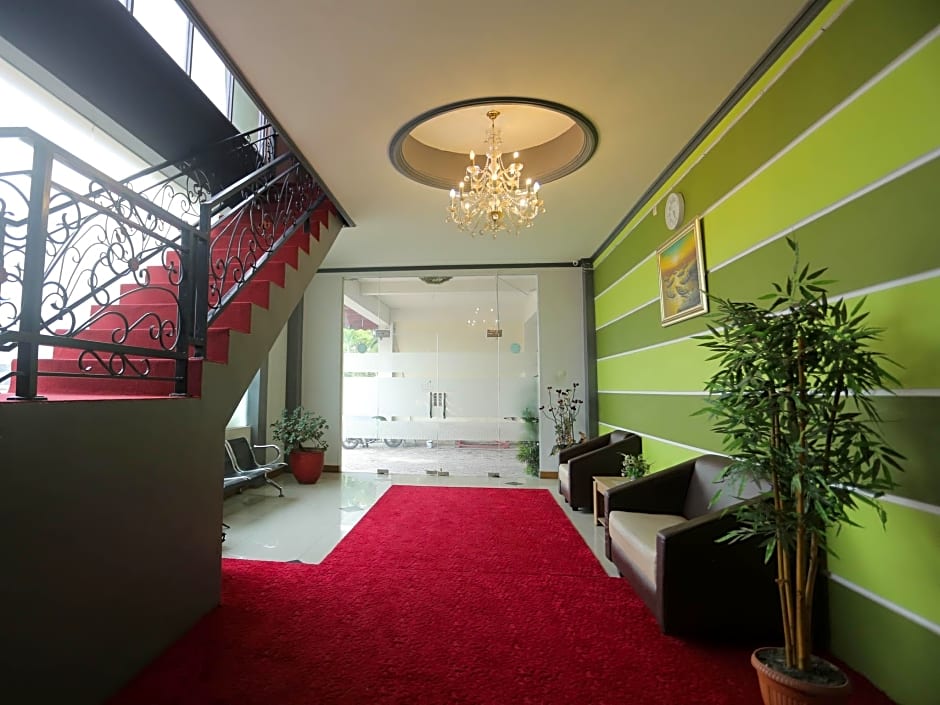 OYO 1864 Tiara Guest House