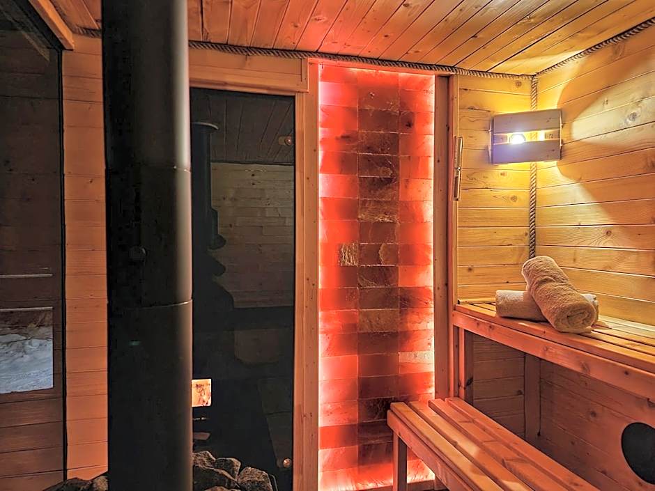 NOVAK CHALET domki z balią Krynica Zdrój