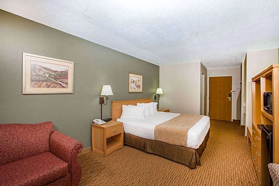 Ramada by Wyndham Spirit Lake/Okoboji