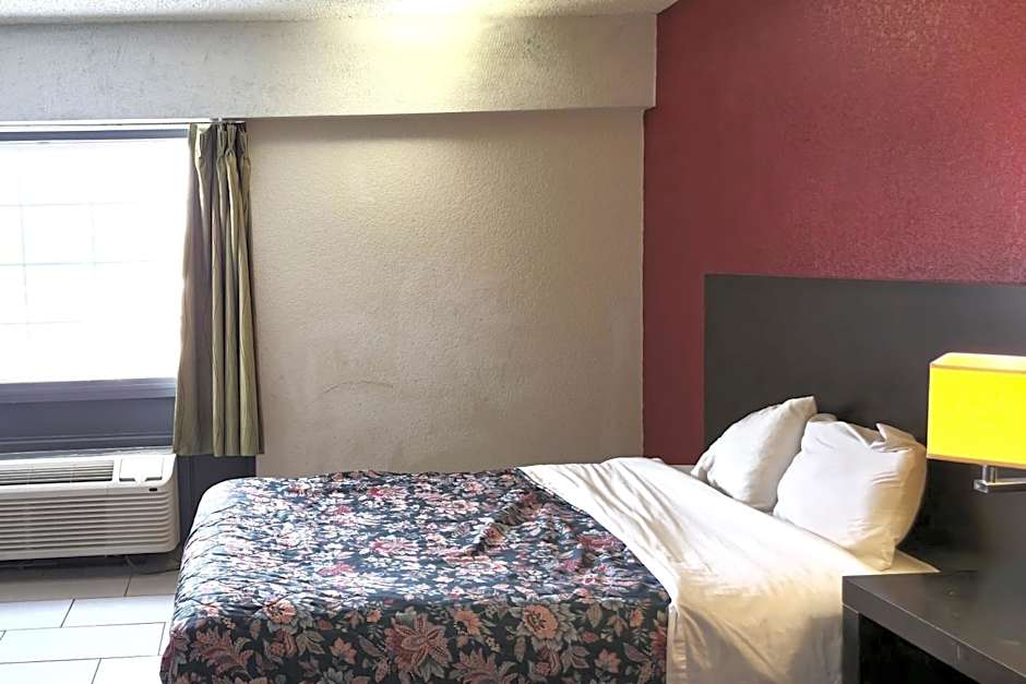 River Valley Inn and Suites