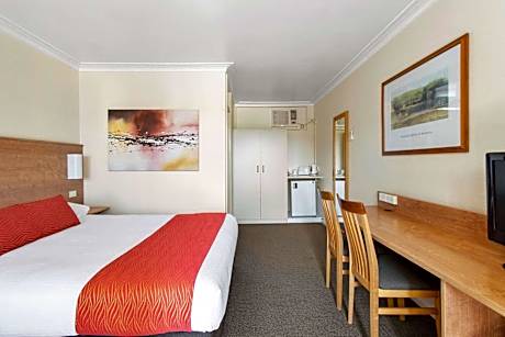 1 Queen Bed, Nonsmoking