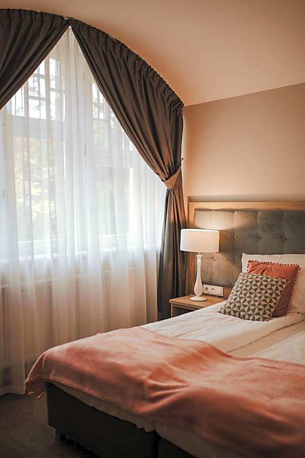 Hotel Dębowy Biowellness & SPA Góry Sowie