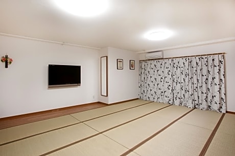 Japanese-Style Superior Room