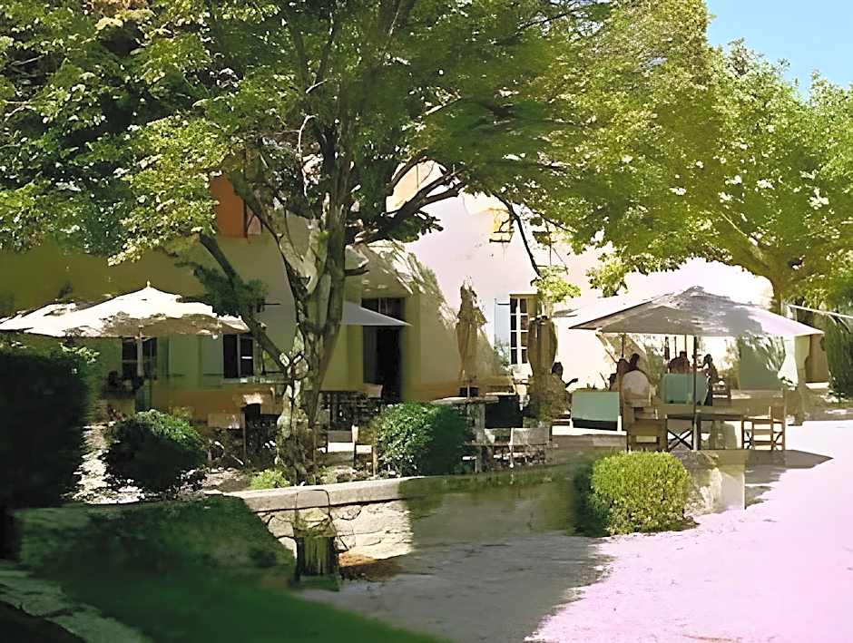Le Pre du Moulin - Maison Alonso - Hotel & Restaurant
