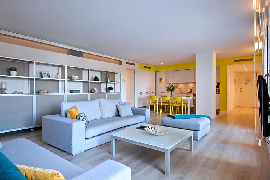 Lugaris Beach Apartments