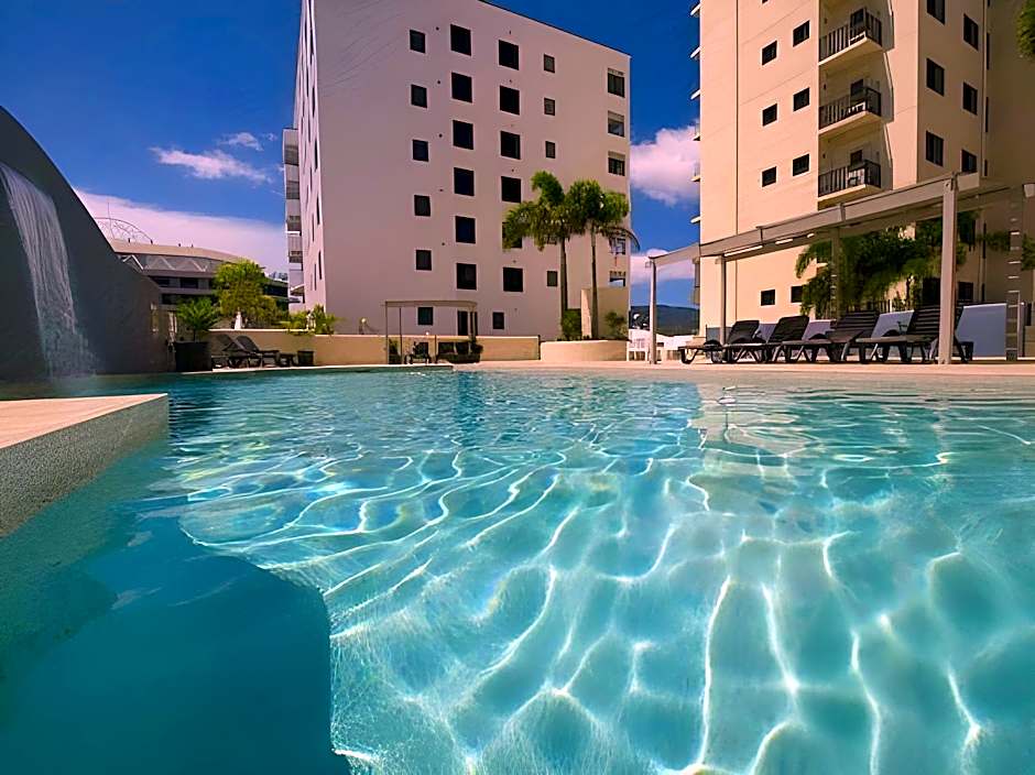 Jack & Newell Holiday Apartments