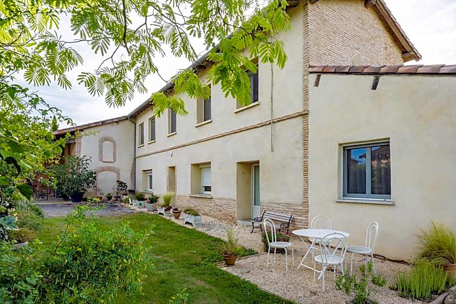 Les Hauts de Grazac, Chambres et Tables d'hôtes