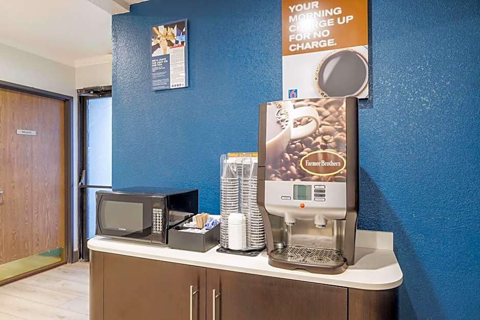 Motel 6-Auburn, CA