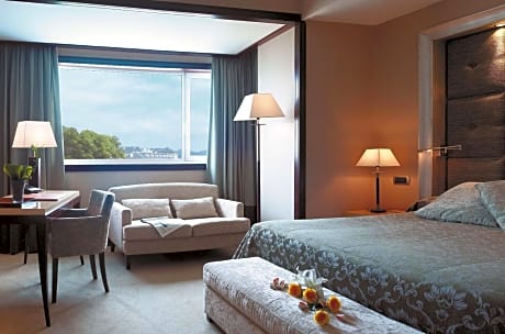 Premium Room with Sea view (1ad)