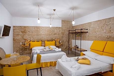 Quadruple Room with Private Bathroom