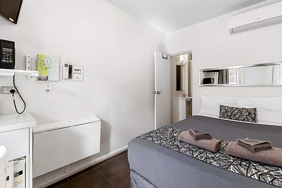 Surf Beach Motel Coffs