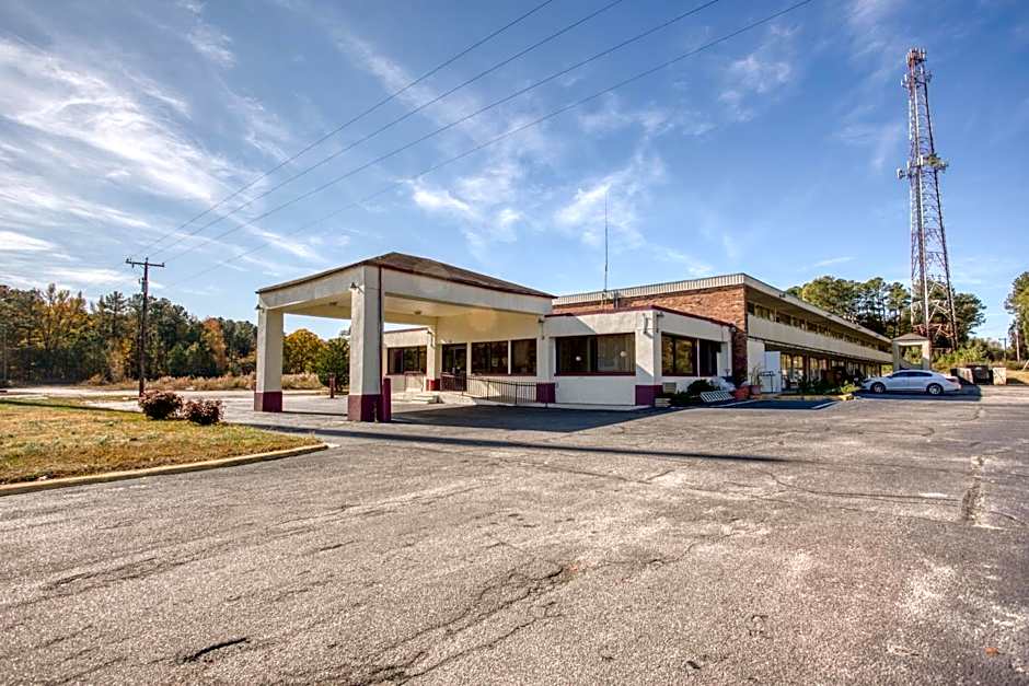 Travelers Inn By OYO, Templeton VA