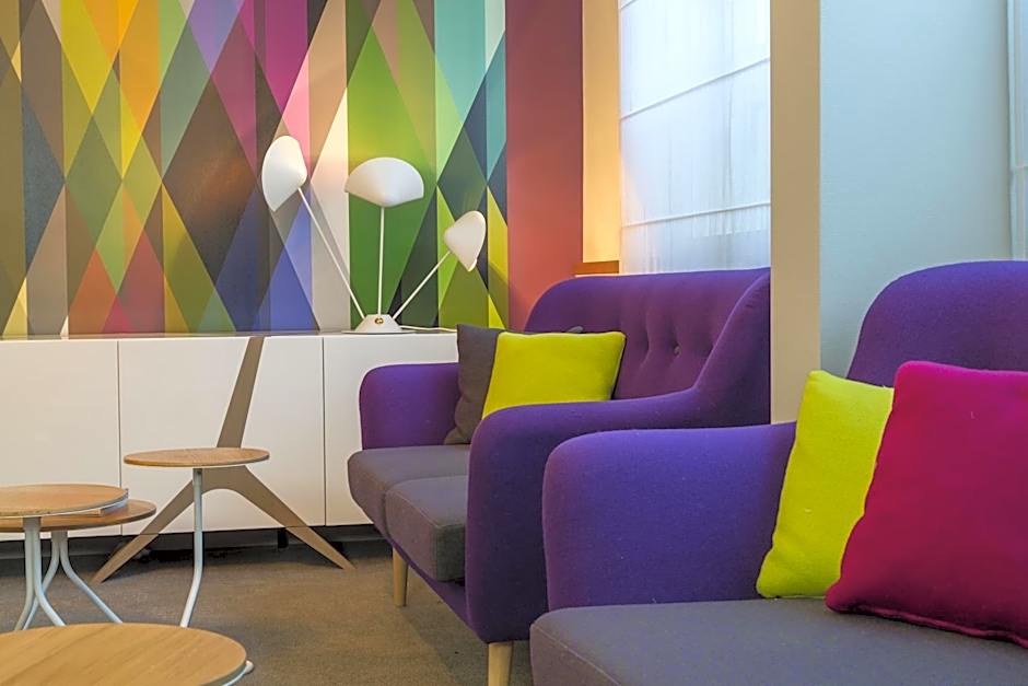 Hotel Paris Louis Blanc