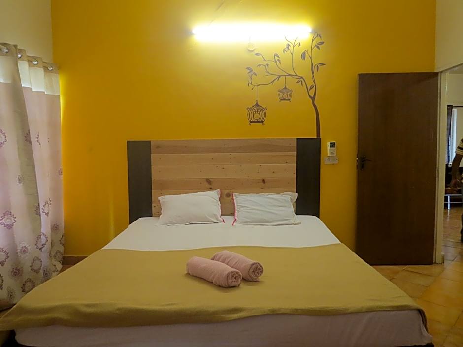 TSK The Golden Nest Serviced Apartments – Calangute, KY
