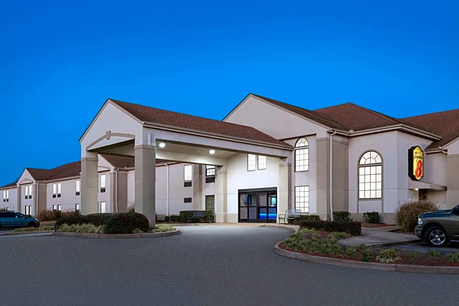 Super 8 by Wyndham Olive Branch