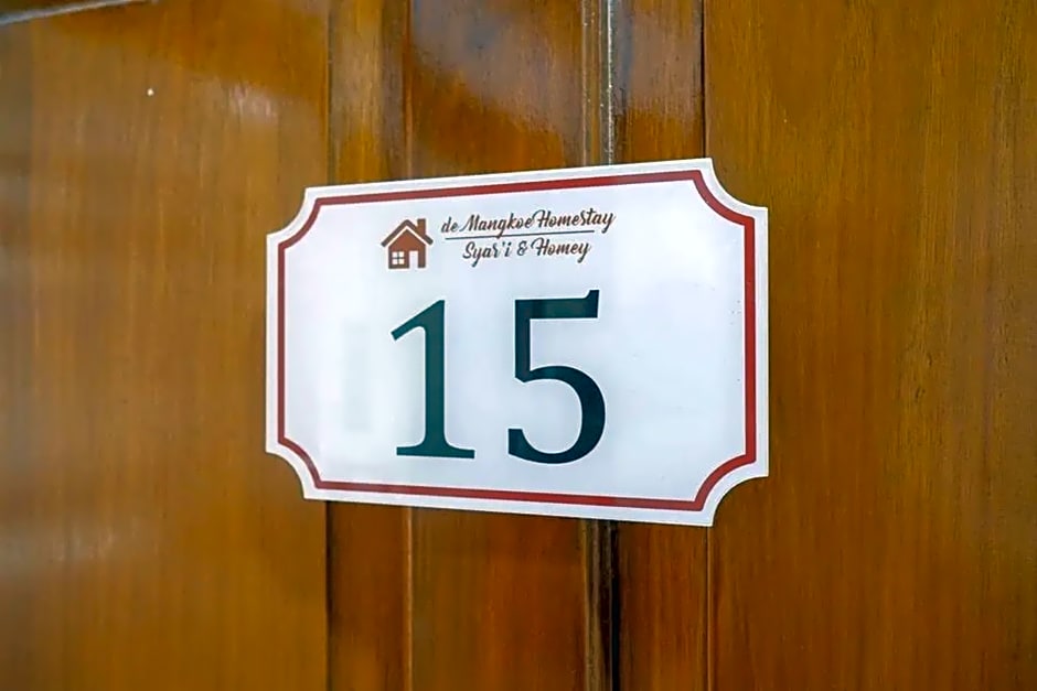 De Mangkoe Homestay by RedDoorz – Banjarsari, Surakarta, SD