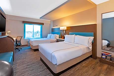 Standard Double Room with Two Double Beds