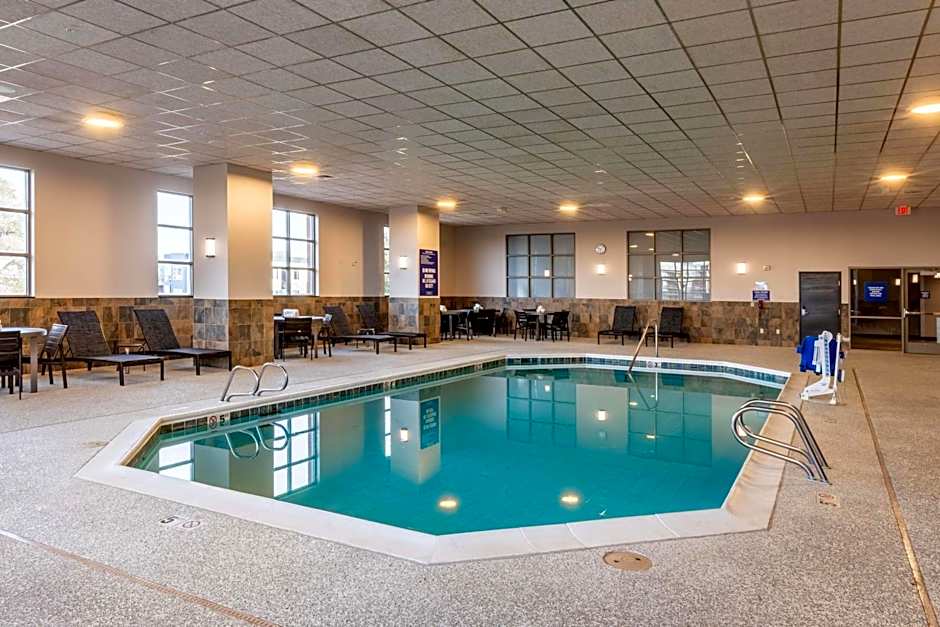 Drury Plaza Hotel Broadview Wichita