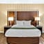 Quality Hotel & Suites