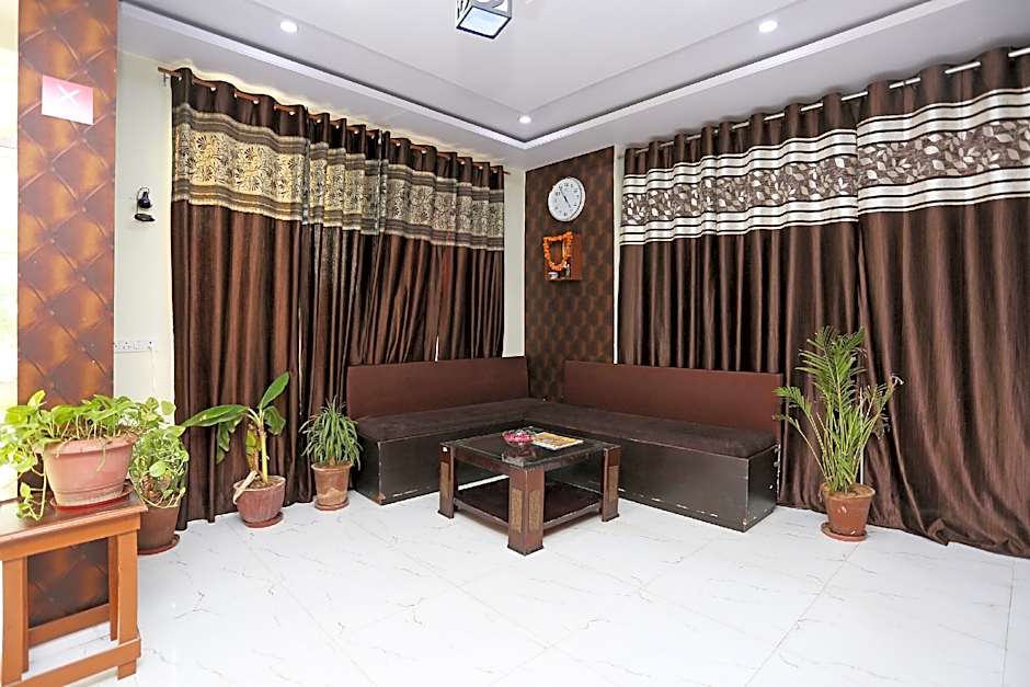 Aditya Hotel – Jaipur, GA
