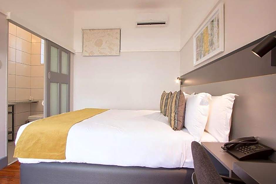 THE Pretoria Hotel