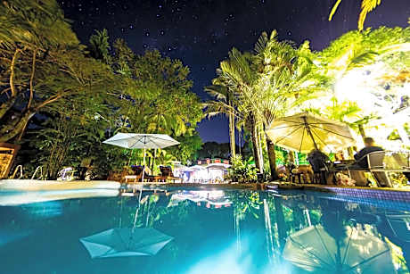 Dougies Backpackers Resort