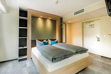 Hotel DH -Deutsches Haus-